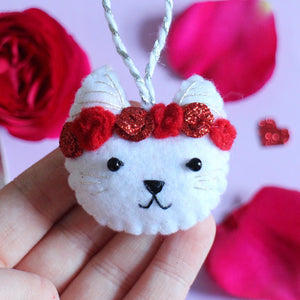 White Flower Crown Cat Felt Valentines Decoration